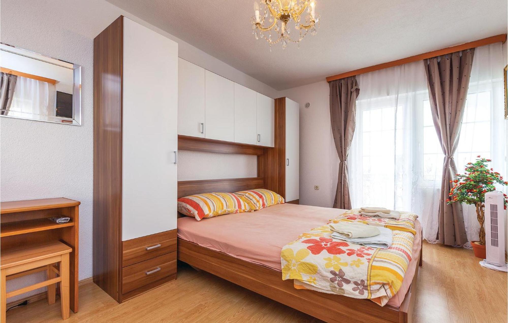 Nice Apartment In Crikvenica With Kitchen Dış mekan fotoğraf